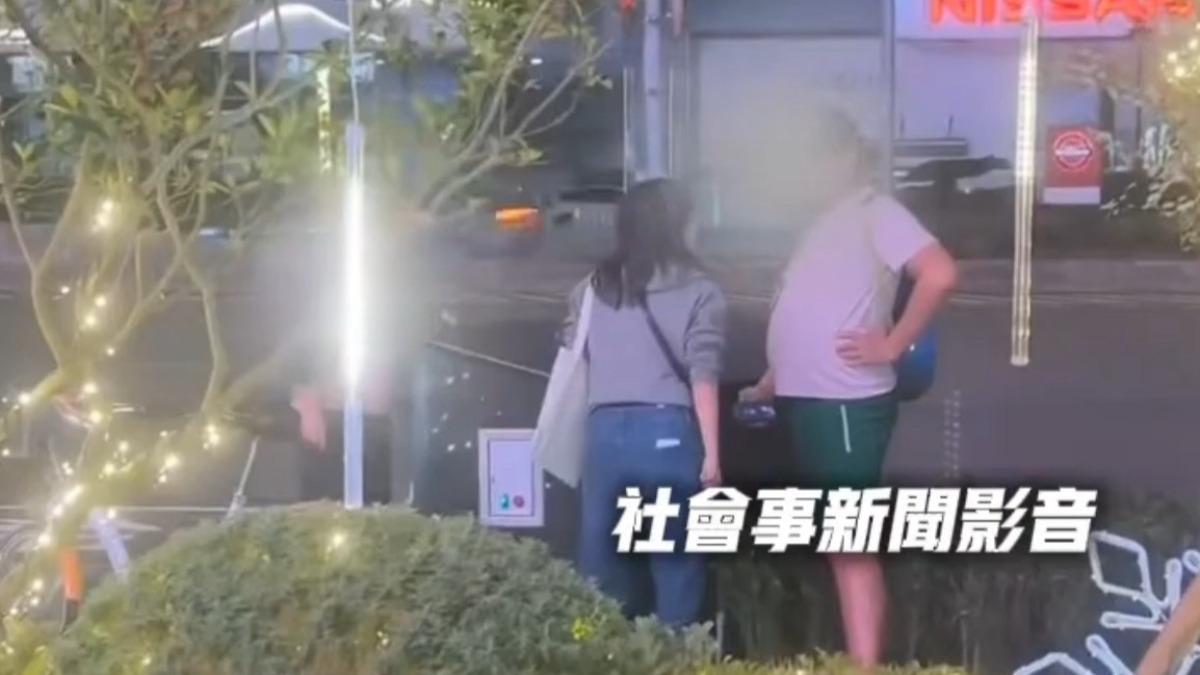新北市新店區昨（30）日晚間9時許發生一起交通事故。（圖／翻攝自社會事新聞影音）