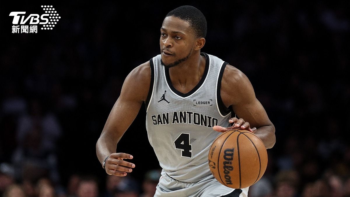 馬刺靠主控 De'Aaron Fox 穩定發揮下，始終保持領先，沒想到末節翻盤。（圖／達志影像路透社）