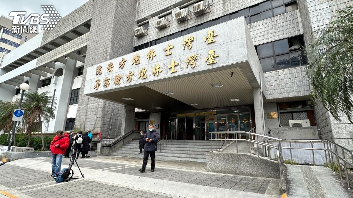 汐止男吸食2毒品無照上路 恍神闖紅燈左轉撞死「獨子」騎士