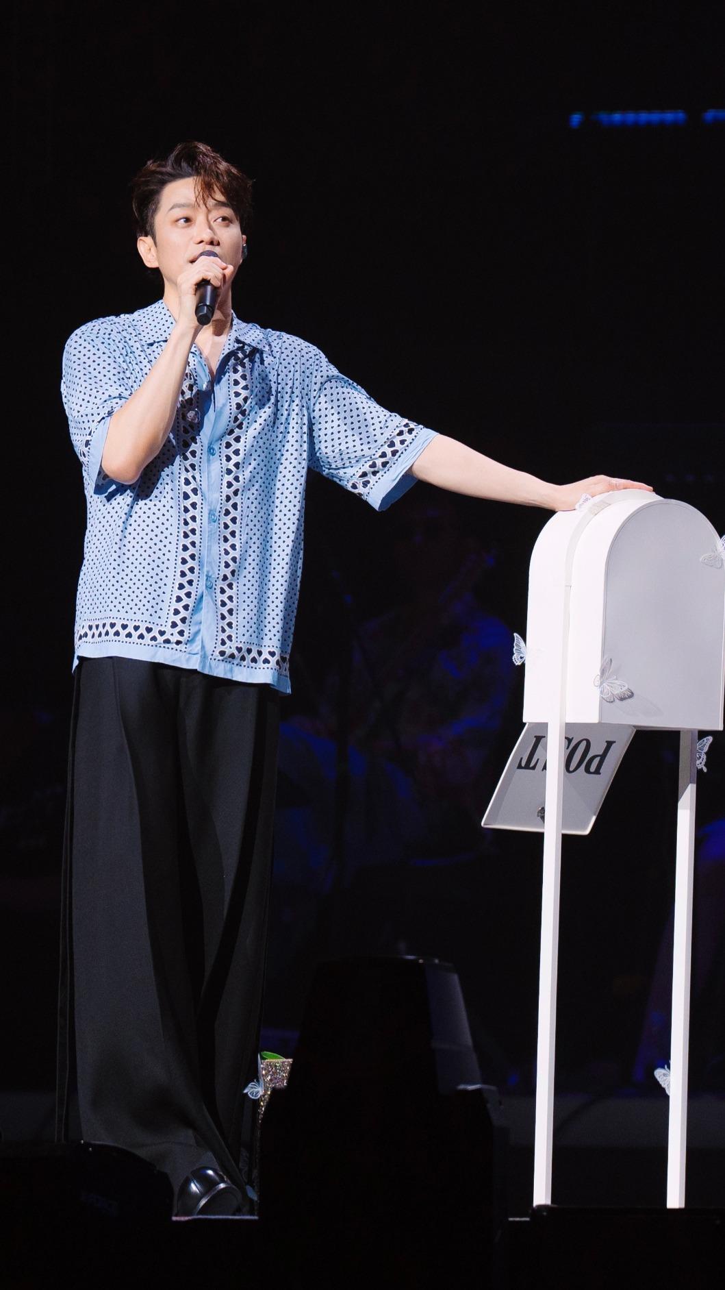 張棟樑迎來44歲生日。(圖/張棟樑「第二十一個故事」巡演官方提供)