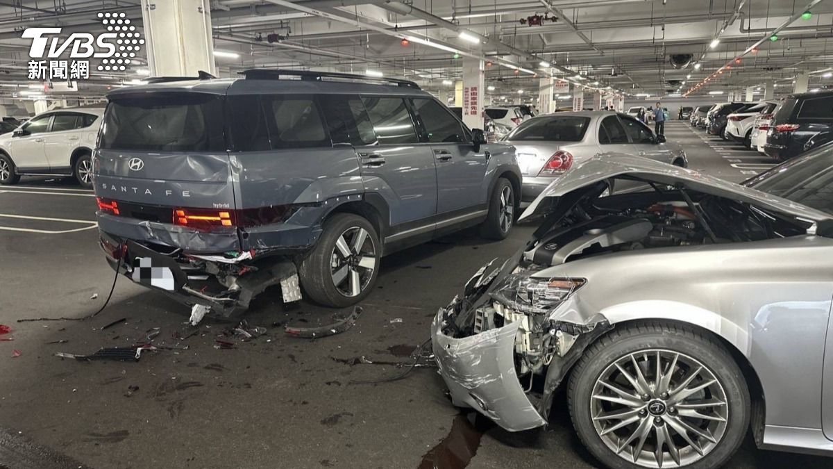 台中好市多「毒蟲駕車暴衝」連毀4車 夫妻喊快走也被撞爛