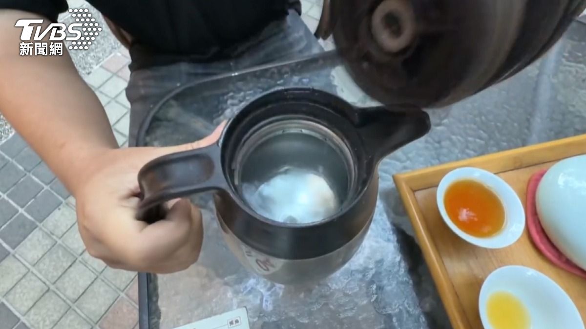 春水堂清潔液混入茶！醫曝「嚴重清潔疏失」　示警：拿到飲料別猛喝