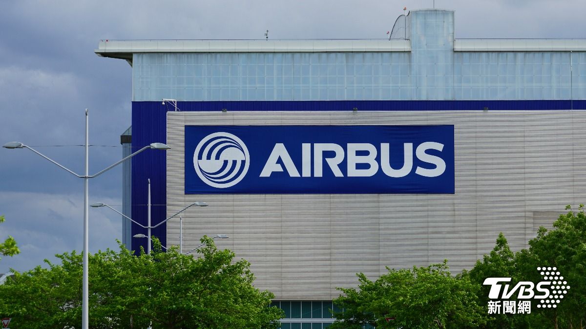 外媒傳A320機身鑲板品質出問題 空巴股價重挫逾10%