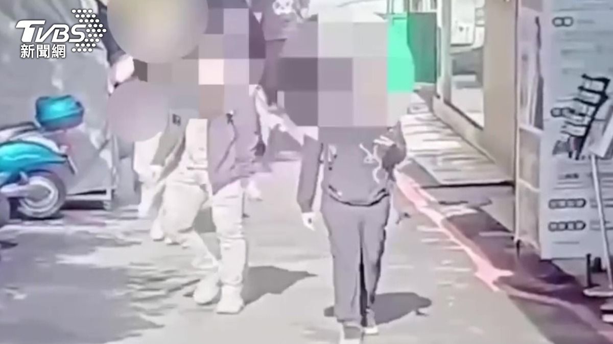 警方發現徐、王2人上午就出現犯案地點附近，不排除預謀犯案。（圖／TVBS）