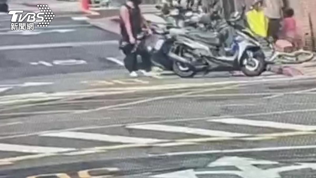 北市男酒駕撞路邊機車 超心虛「返現場扶車」遭逮