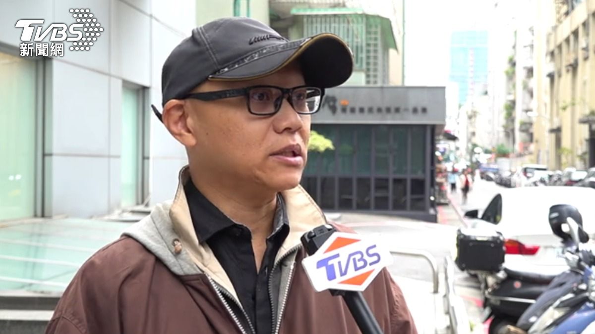 民眾杜先生無法接受數存戶限領一萬元。(圖/TVBS)