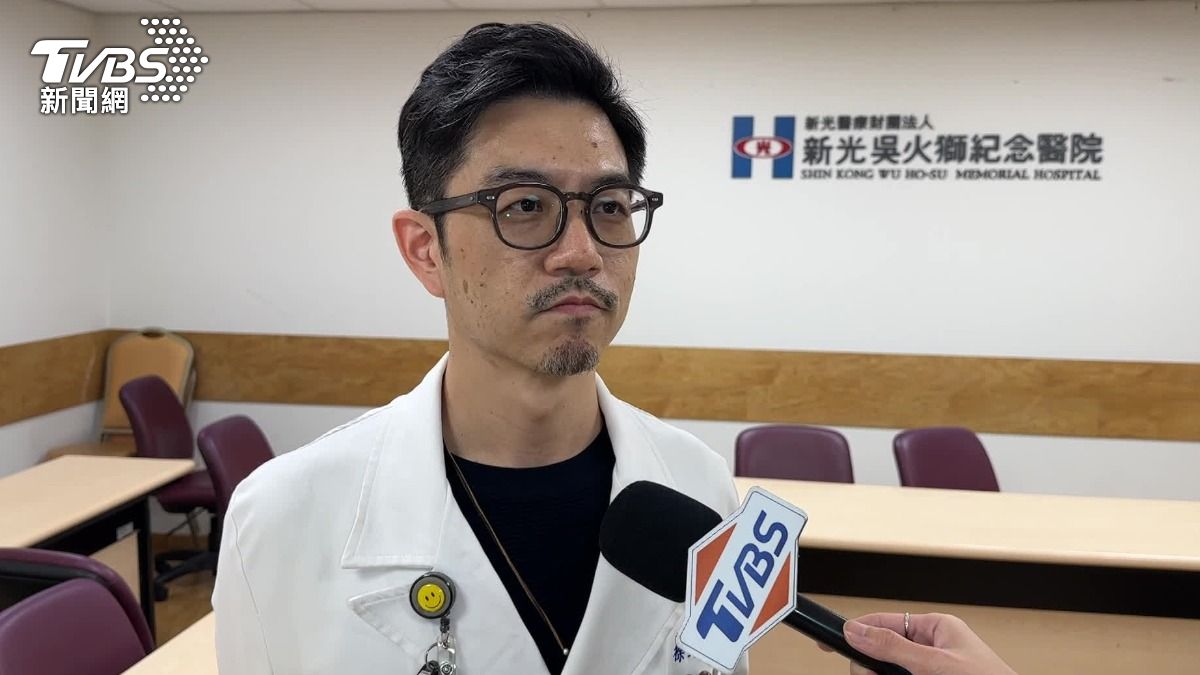 新光醫院胸腔科醫生表示,肺結核患者的帶菌量,以及跟其他民眾的接觸時間還有自身免疫力,都是是否會被傳染的關鍵因素。(圖/TVBS)