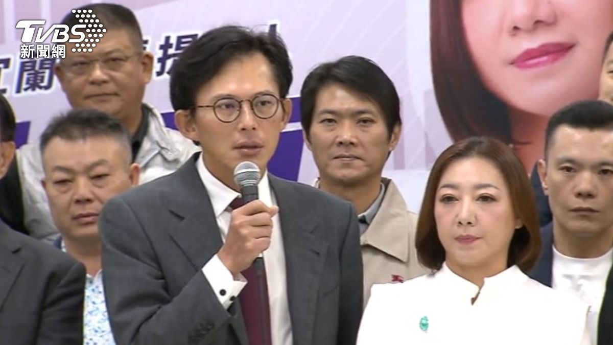 被問到是否有「首長換立委」的合作方式,黃國昌語帶玄機,說還沒正式交換意見,不會說的太絕對。(圖/TVBS)