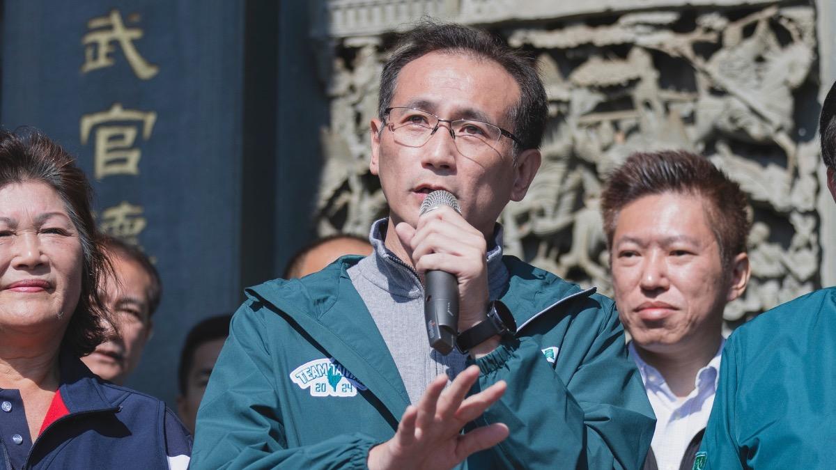 藍委提詐騙、性侵鞭刑　鄭運鵬反對：新加坡治安是靠教育