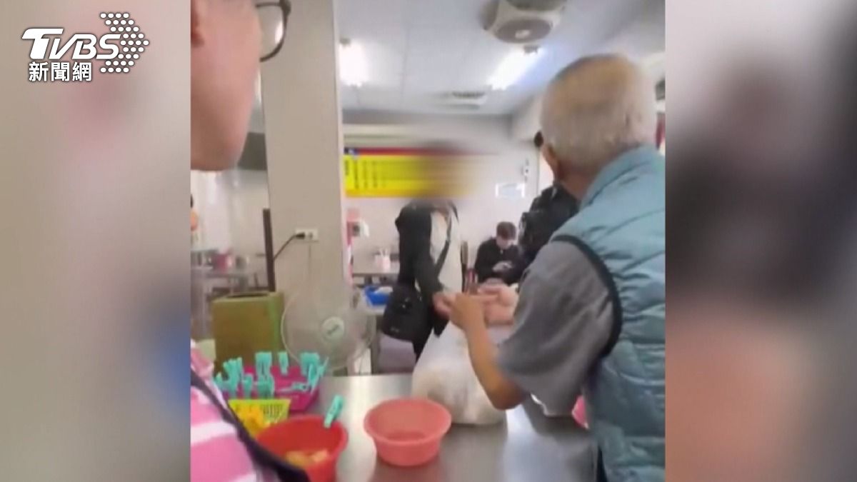 台南永康一間麵店，老闆指控有第一次上門的客人，一個人狂點了440元的餐點，結果付錢時卻說忘了帶想賒帳。（圖／TVBS）