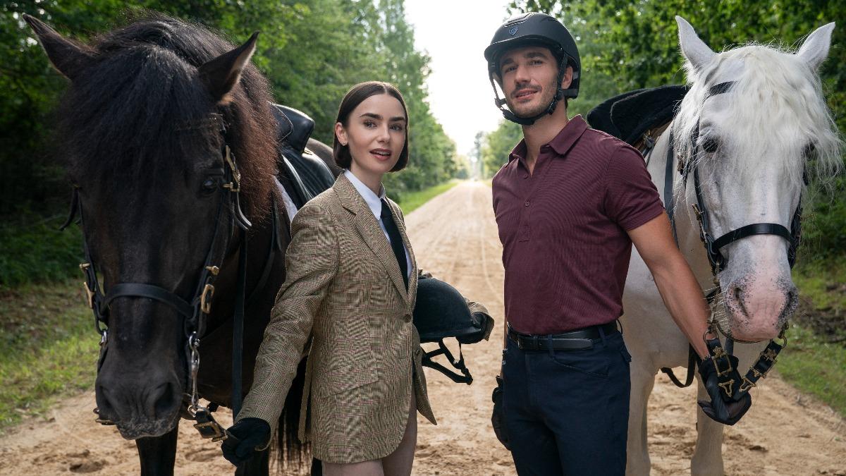 艾蜜莉到羅馬繼續追愛。（圖／NETFLIX提供）