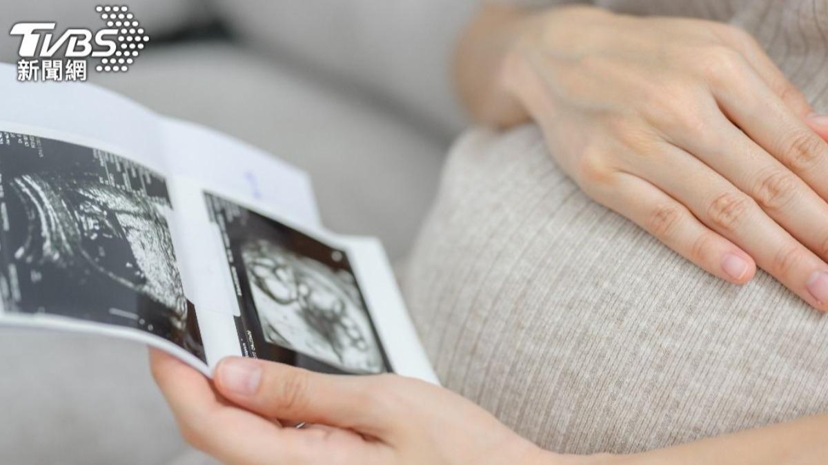 男大生與未成年妻奉子成婚 告知「生父不是你」崩潰傳性影像報復