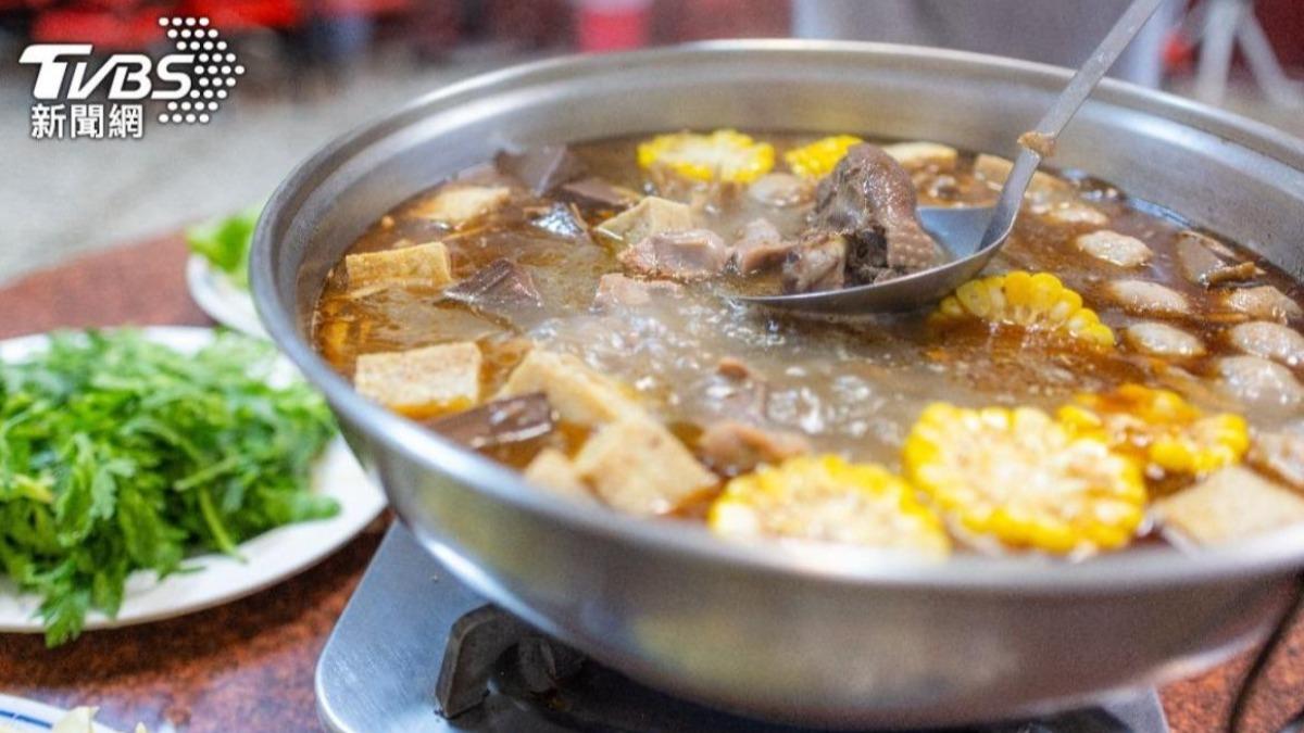 羊肉爐、薑母鴨怎麼吃才不胖?營養師曝避開「1醬料」