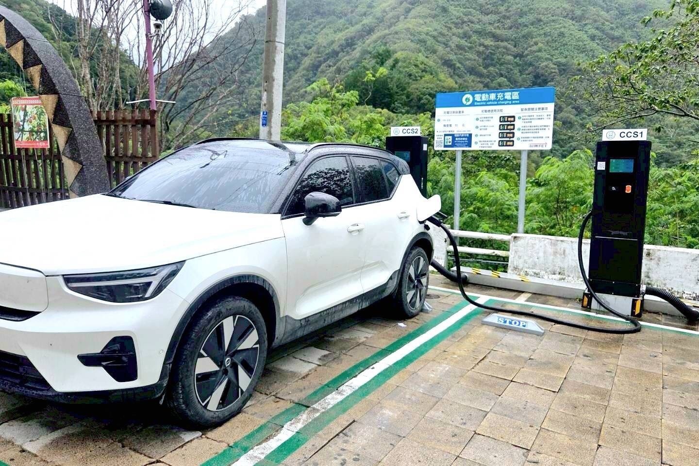 桃市府114年完成7風景區充電設施 打造綠能旅遊