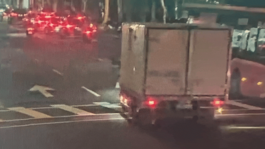 車禍監視器畫面。（圖／TVBS）