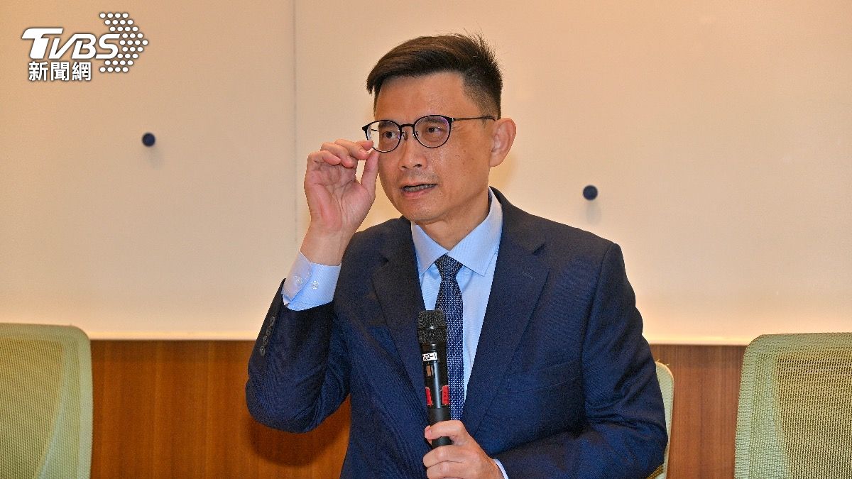 子女被控暴打同學! 賴瑞隆避談退選高雄市長:很挫折但自我反省