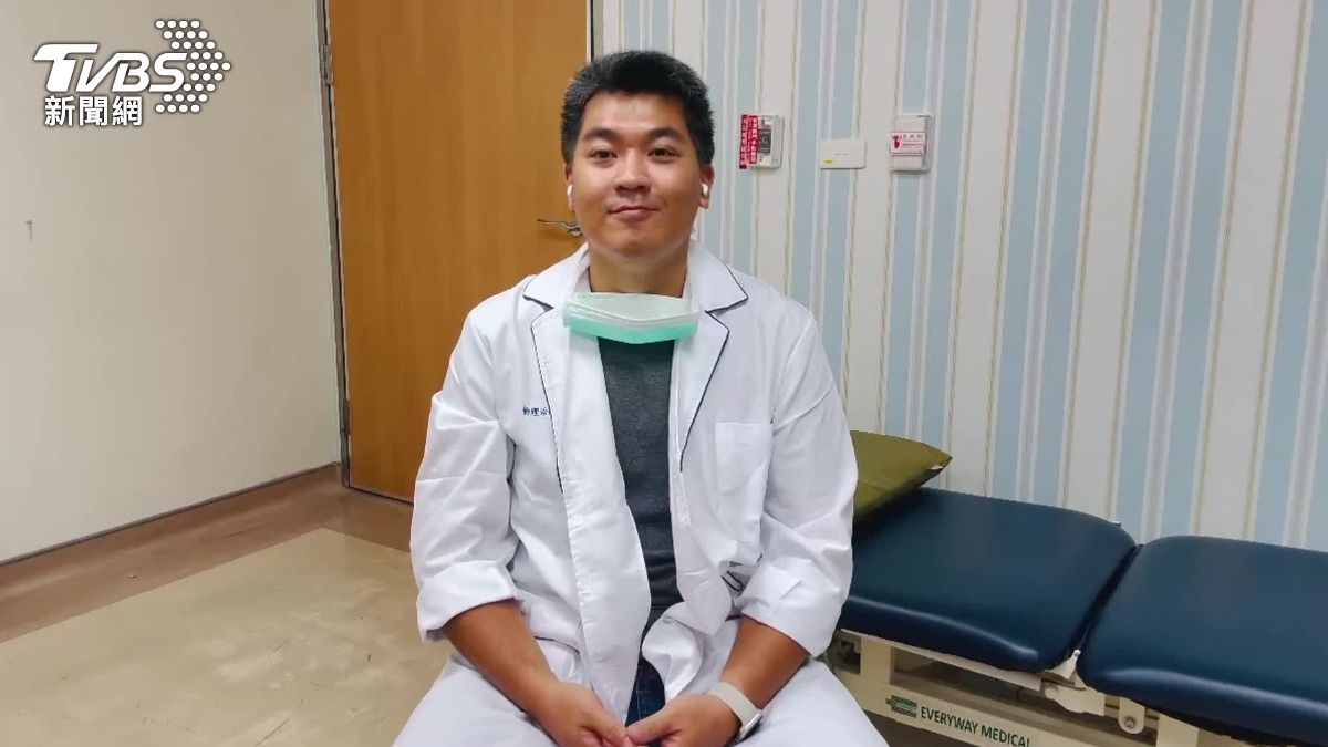 物理治療師提醒，如果靴子或者是毛拖鞋，底太軟加上腳後跟沒有固定，恐怕會導致足底筋膜炎。（圖／TVBS）