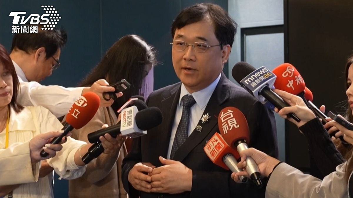 新光醫院行政副院長洪子仁。（圖／TVBS）