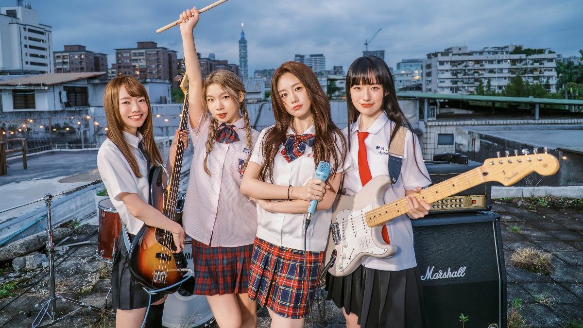 Arisa(左起)、侑真、若潼以及Mina組團後才認識彼此。(圖/富現音樂提供)