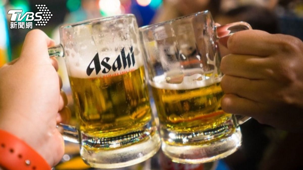 日本最大啤酒集團朝日（Asahi）先前遭駭客攻擊至今物流還沒恢復正常財報也延後。（示意圖／Shutterstock達志影像）