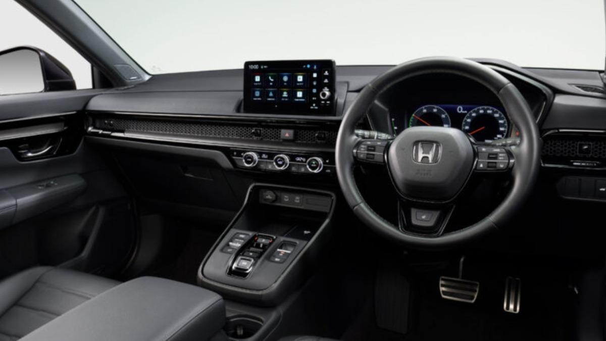 日規CR-V e:HEV採用10.2吋的全數位儀錶搭配9吋中控螢幕。(圖/Honda提供)