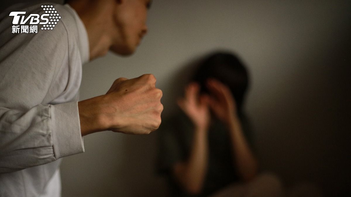 桃園男涉殺人出獄 再闖前女友住處「勒斃她」檢起訴加重刑責