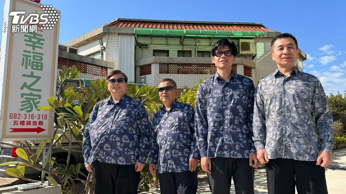 盲人喜樂合唱團唱進金門愛無限 幽默喊:目中無人、唱歌不拿譜