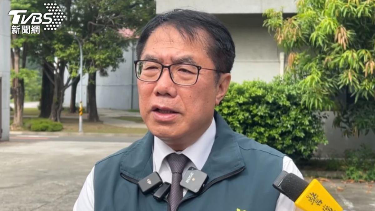 台南女警開罰單遭男駕駛「揮斧猛砍」!黃偉哲震怒:絕不寬貸