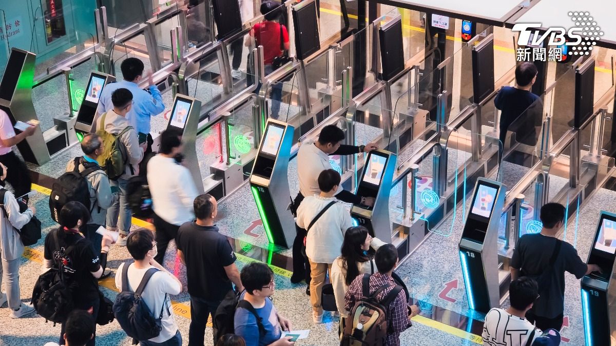 「最香班機」候機室炸多人他傻眼!網狂推:鐵人行程早去晚回更爽