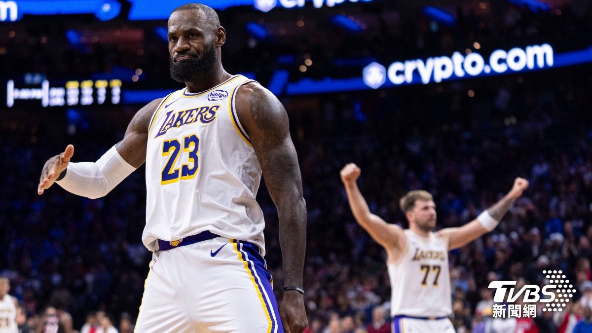 NBA／皇帝駕到！詹姆斯連拿10分收官、唐西奇大三元　湖人險勝76人
