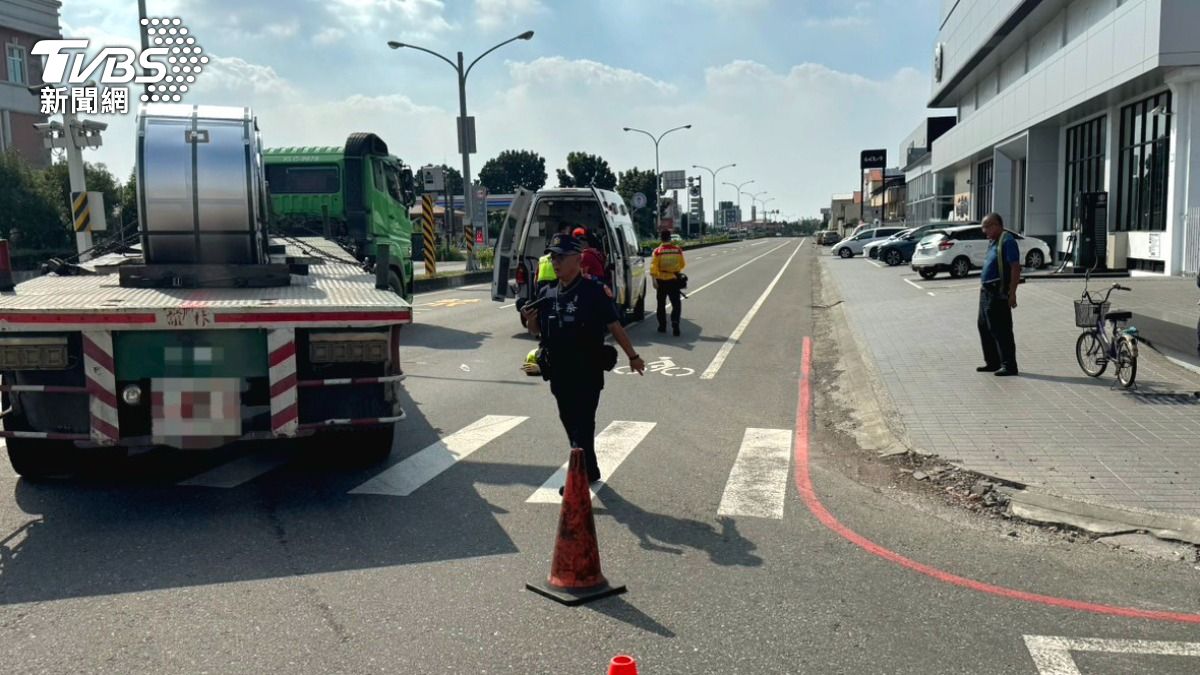 死者為機車、自行車騎士。（圖／TVBS）