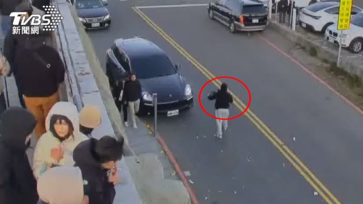 這群人共有4人，是兩對情侶分乘2輛車，從桃園出發。(圖／翻攝網路)