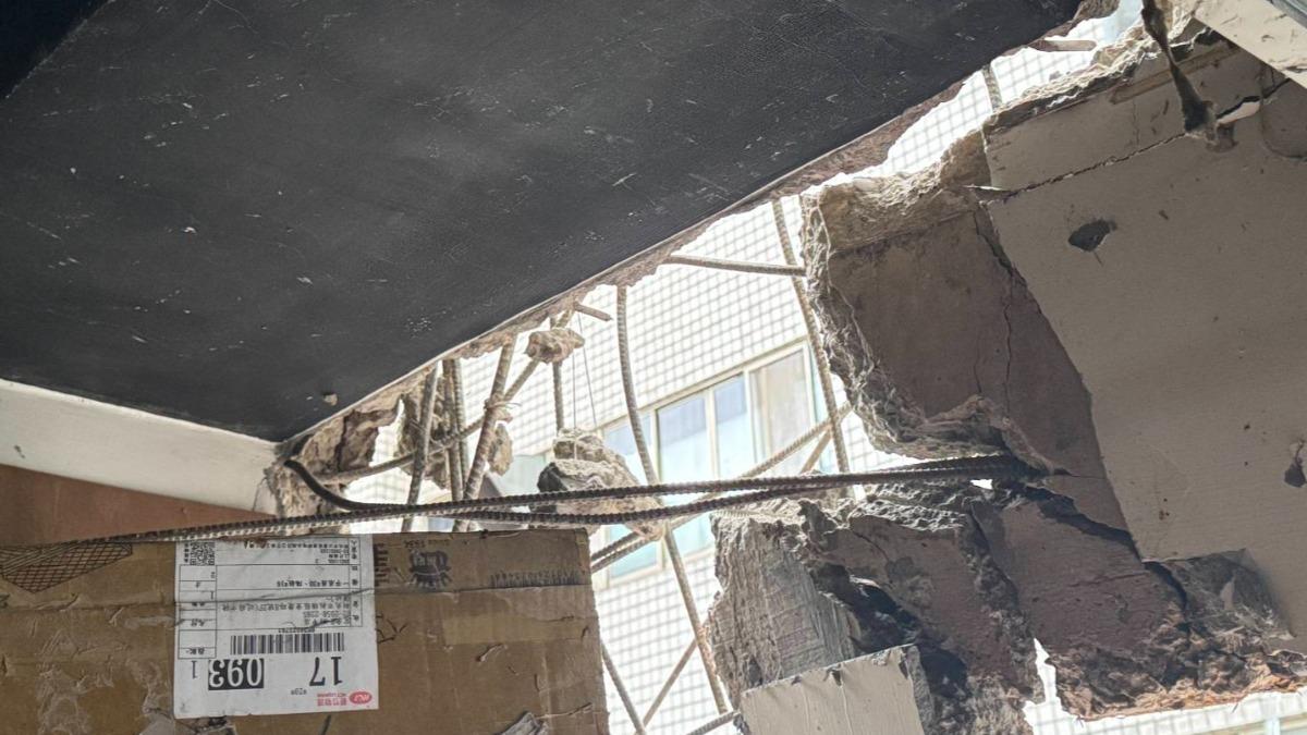 建築1至3樓毀損嚴重。(圖/翻攝畫面)