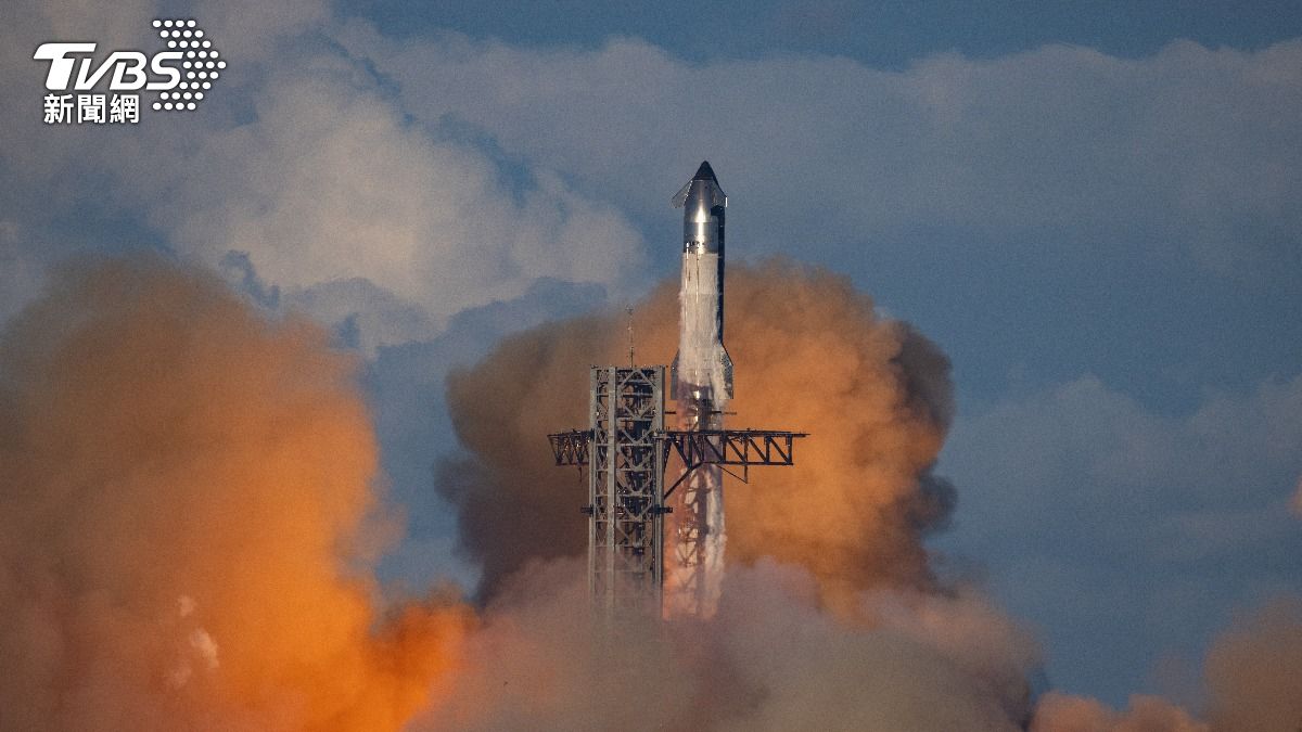 SpaceX星艦10月時在美國德州基地第11次試飛資料畫面。（圖／達志影像歐新社）
