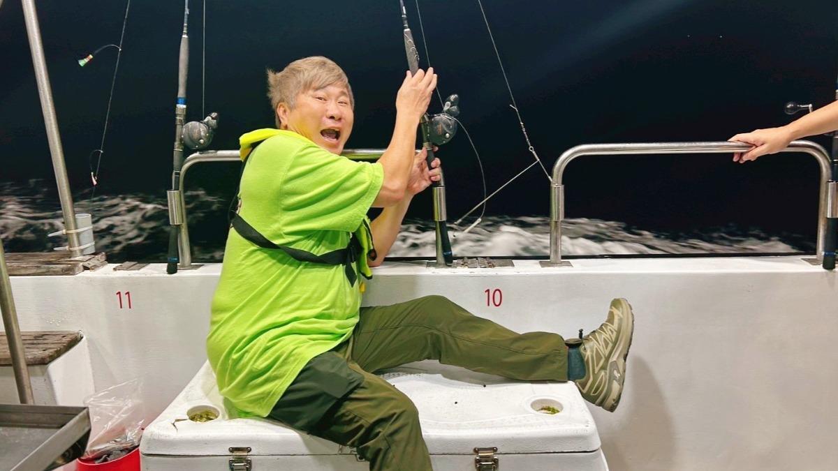 胡瓜出事了!主持一半「臉色蒼白」緊急喊停 出海暈船敬業上工