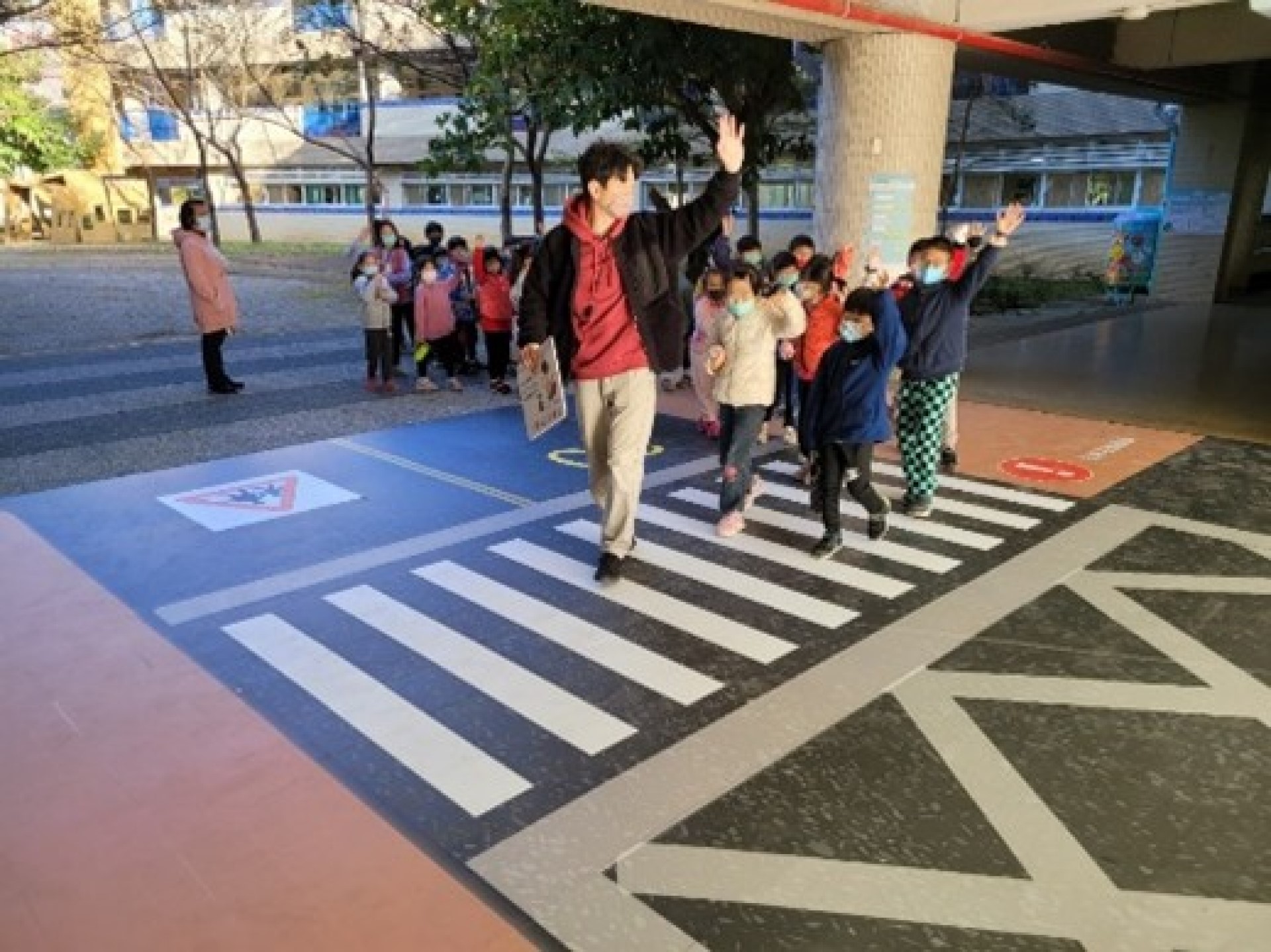 ▲教育篇_金安獎學校南勢國小-交通安全起步走。(圖片來源:新北市政府交通局)