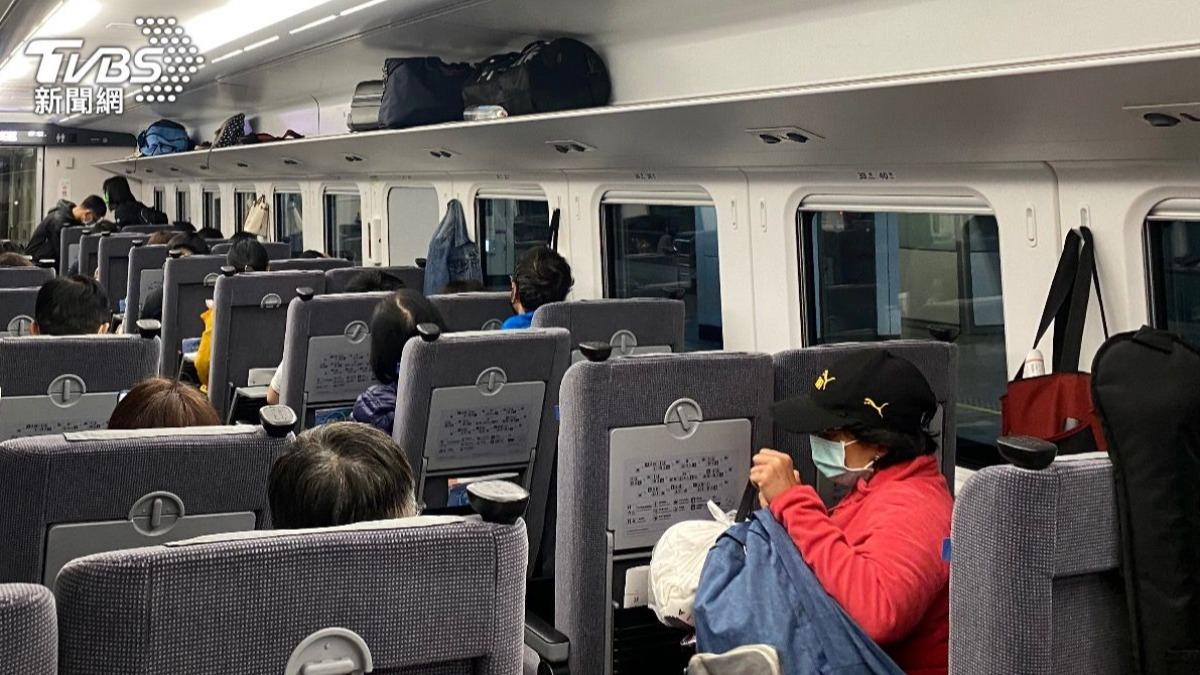 他嘆高鐵、台鐵「週末票」好難買 網曝真實原因:誰還想開車
