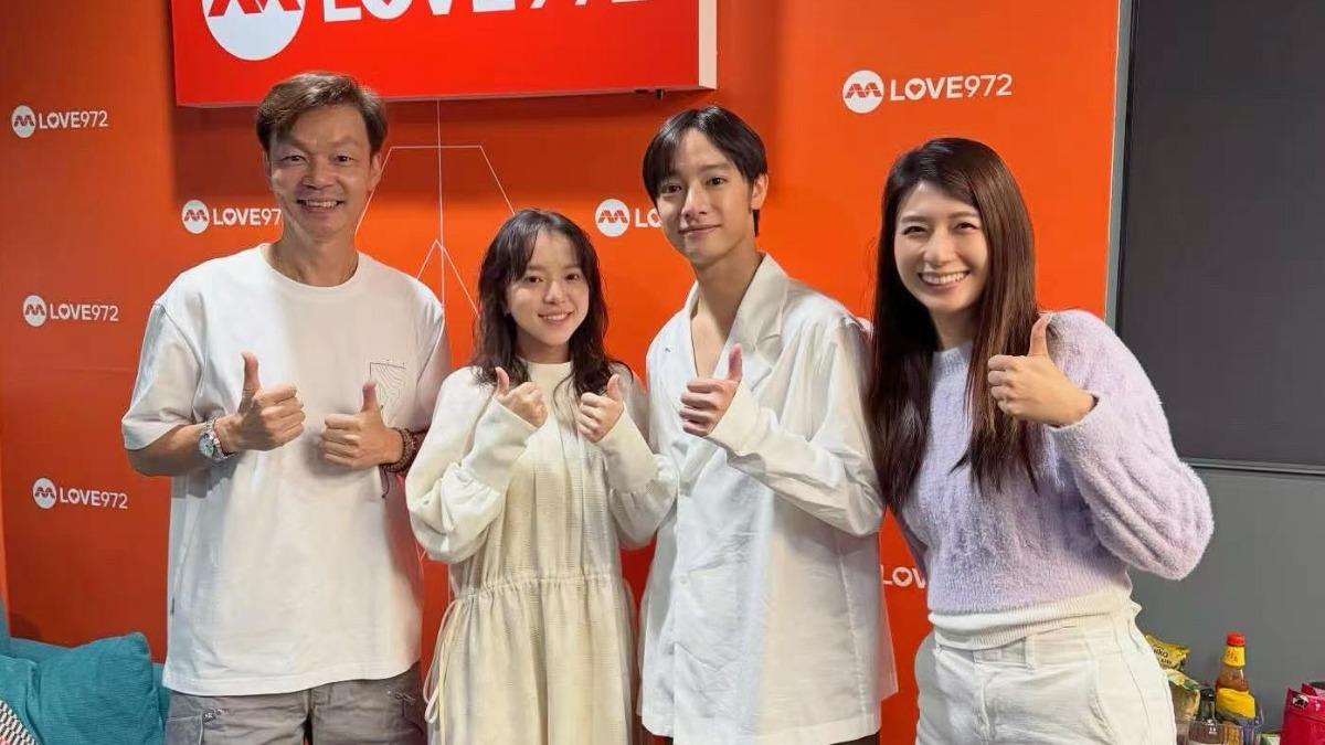 左起李國煌邀項婕如、劉修甫參加他主持的廣播live節目,右為助理主持。(圖/三匠影視提供)
