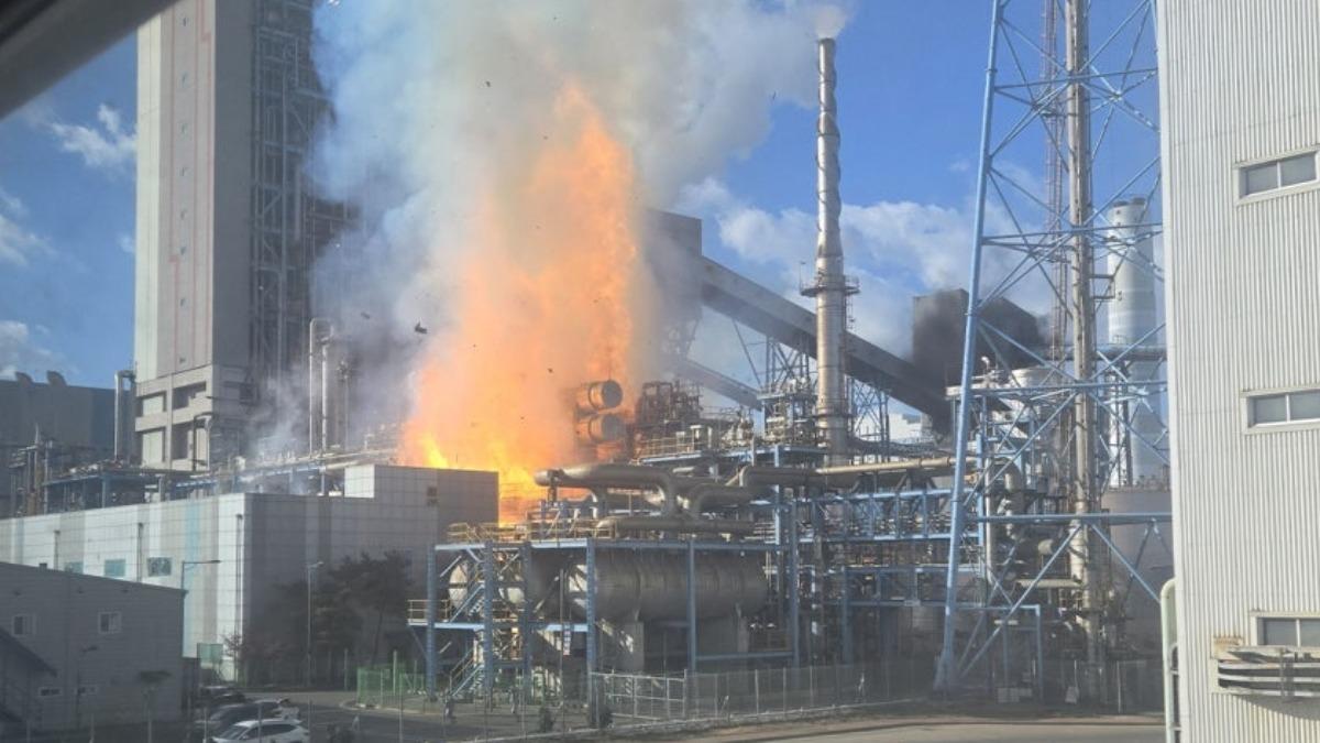 快訊/南韓火力發電廠爆炸起火!疑瓦斯氣爆釀禍 2人急送醫