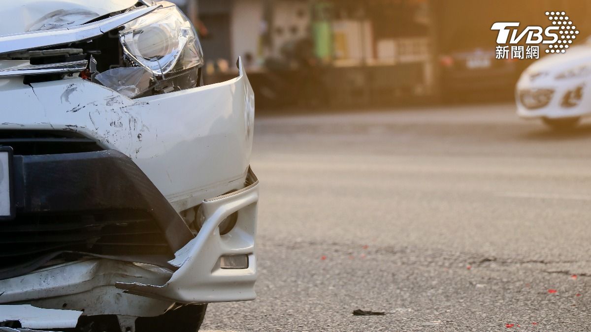 快訊／日本3小學生放學回家被車撞　駕駛稱「要剎車但停不下來」