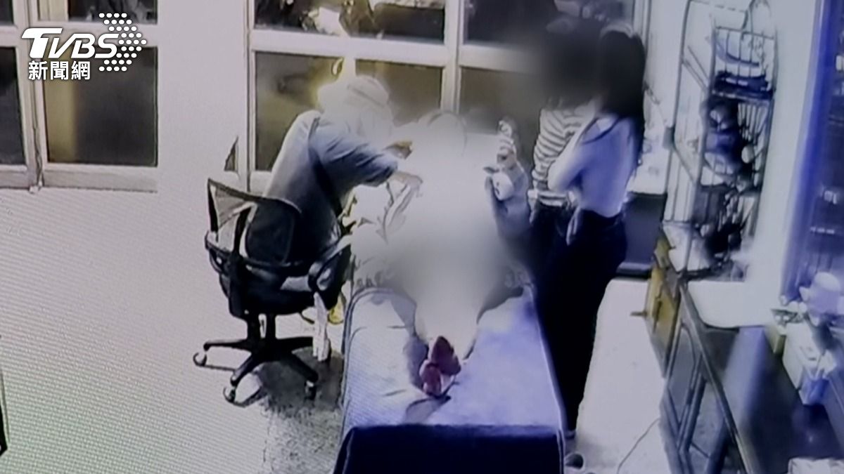 台中三名女子在高雄體驗採耳，過程卻遇到師傅打瞌睡，還言語騷擾。（圖／業者提供）