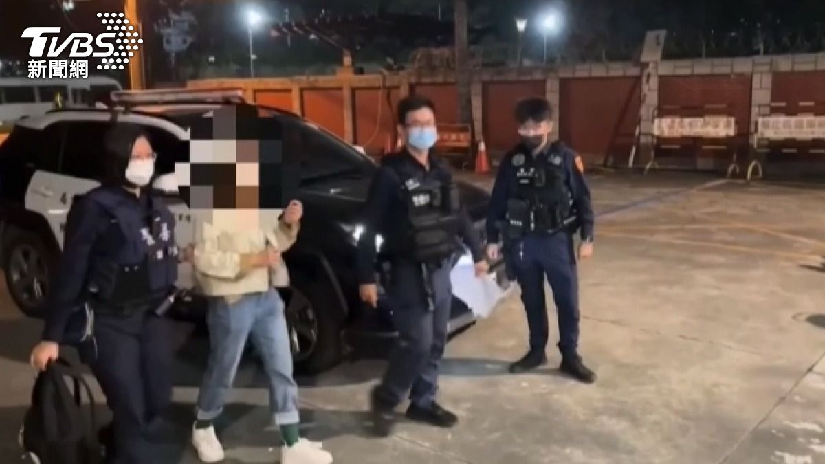 警無視違反保護令遭懲處！狂粉被收押，曹雅雯露面談心情。（圖／TVBS）