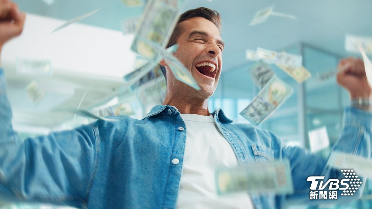 中國員工視此為發財機會(圖/達志影像shutterstock)