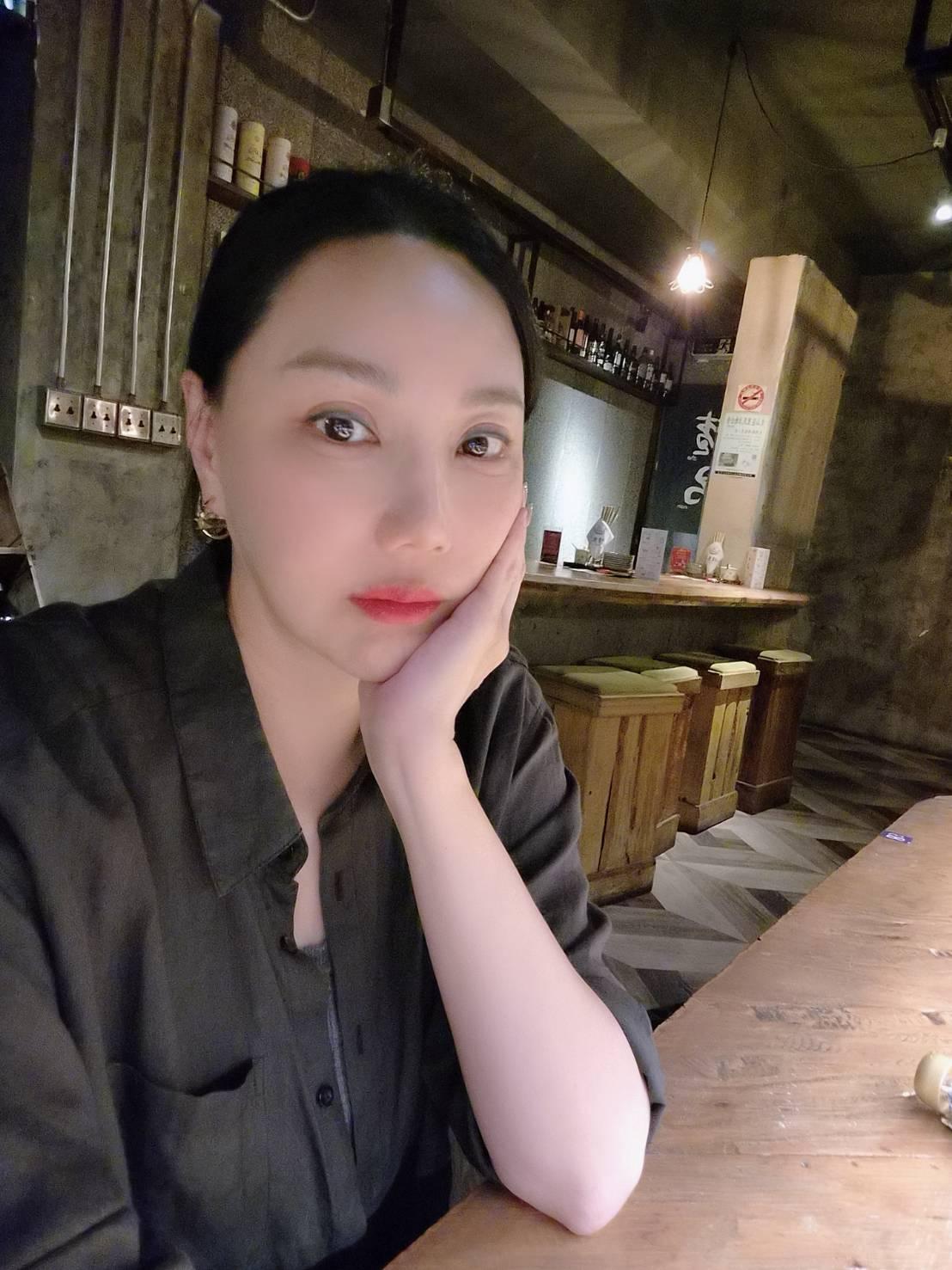 沈嶸老師教戰要找適合的算命老師,可以從三點判斷。(圖/翻攝自沈嶸臉書)