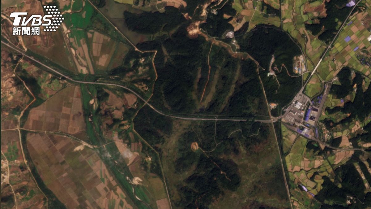 南韓建置偵察衛星群，是為了落實「三軸體系」的基礎。(圖／達志影像路透社)