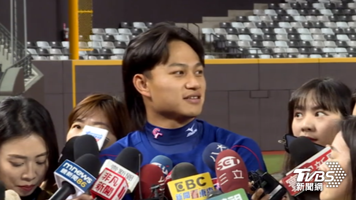 徐若熙表態願打經典賽。(圖/TVBS)