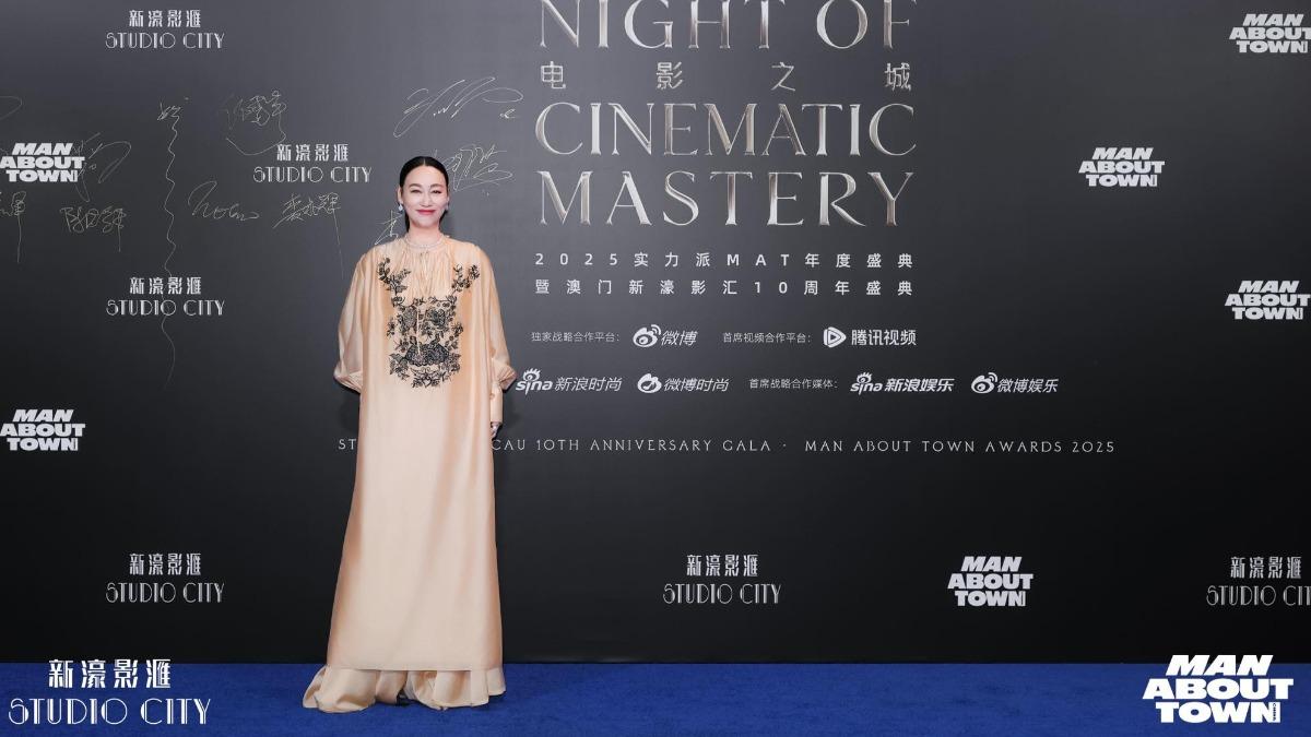惠英紅氣派登場。（圖／取自Studio City Macau 新濠影滙  臉書）