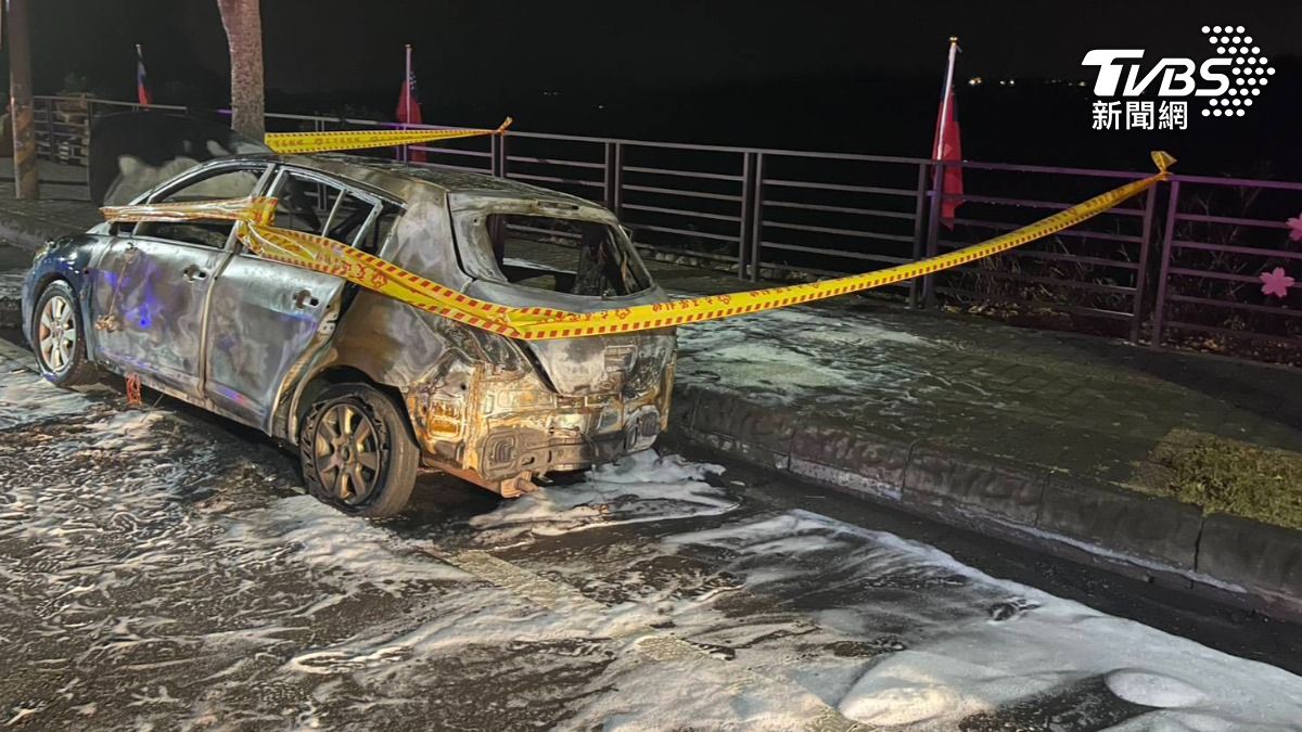 台中7天內第二起⋯果菜市場旁轎車陷火海 42歲女仰躺亡