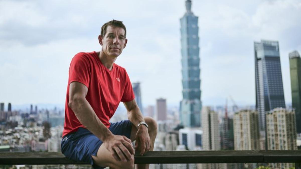 攀岩之神Alex Honnold「徒手挑戰101」 Netflix全程直播