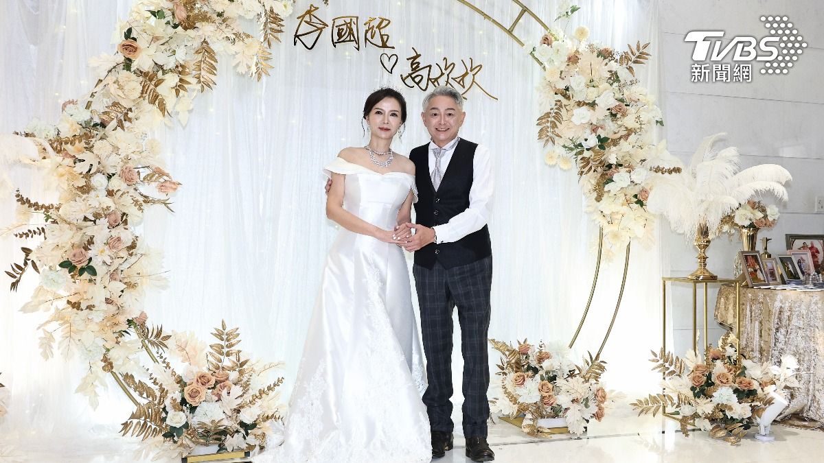 高欣欣(左)、李國超今補辦婚宴。(圖/張哲鳴攝)